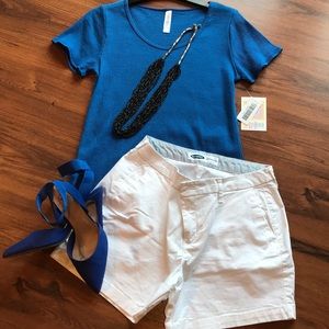 NWT LULAROE CLASSIC T SHIRT